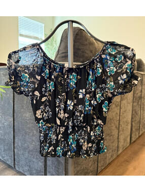 Beautees - Floral Bodice Lined Mesh Crop Top - Size Small